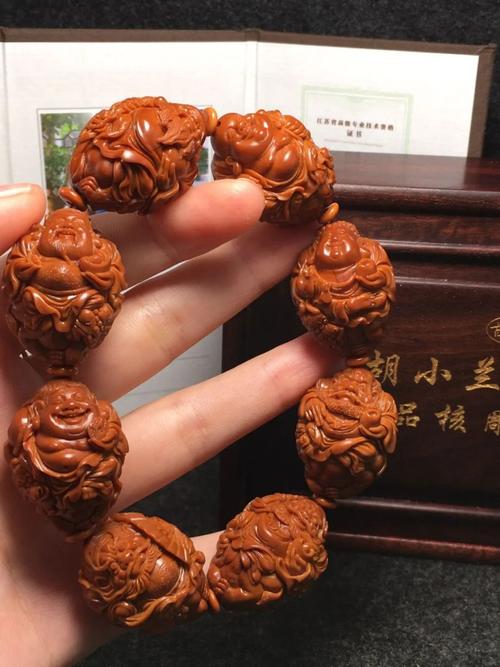 核雕手串骑兽群仙胡小兰写实十八罗汉铺建军