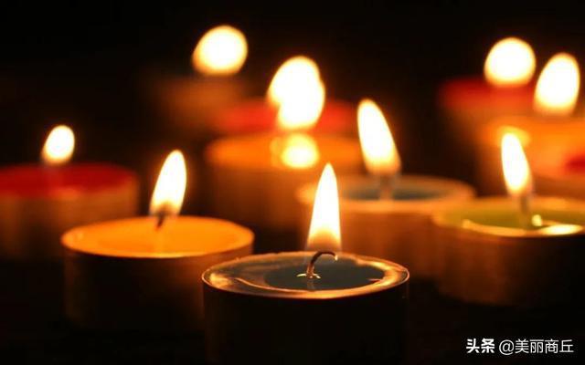 点亮心灯,让我们一起祈愿,祝福天堂的亲人一切安好.