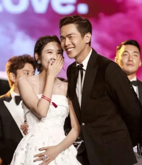 有种发育过猛叫张若昀妻子模特旧照曝光后换谁敢要啊