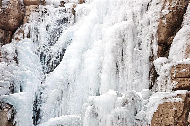 崂山北九水冰瀑