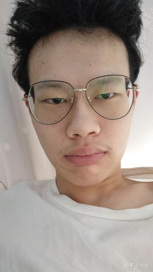 有没有长得丑的男生照片分享一下我想知道什么样算丑