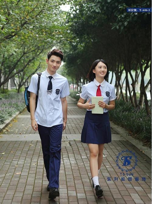 向着太阳,"东升校服"携手上海国际校服展走遍中国校园