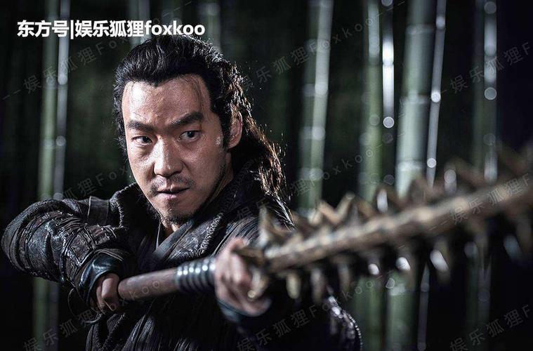 1,张小敬 裴纶 2,龙波 丁修 3,曹破延 丁泰 4,鱼肠 丁翀 绣春刀里的