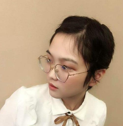 烤羊腿与宝子,究竟谁是"虎牙和平一姐"?这一战即可定胜负!