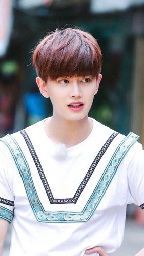 男神照片来一波(任嘉伦,国超滴照片)