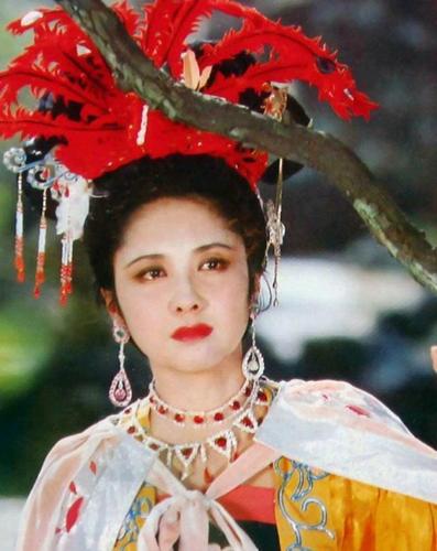 86版《西游记》,女儿国国王朱琳端庄典雅,雍容华贵