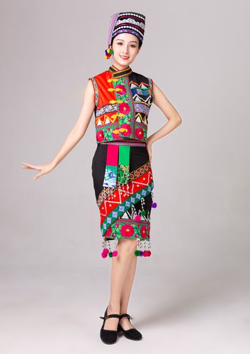 132 云南特色精品银泡花腰傣装黎族佤族景颇族表演装服饰 昆明发货