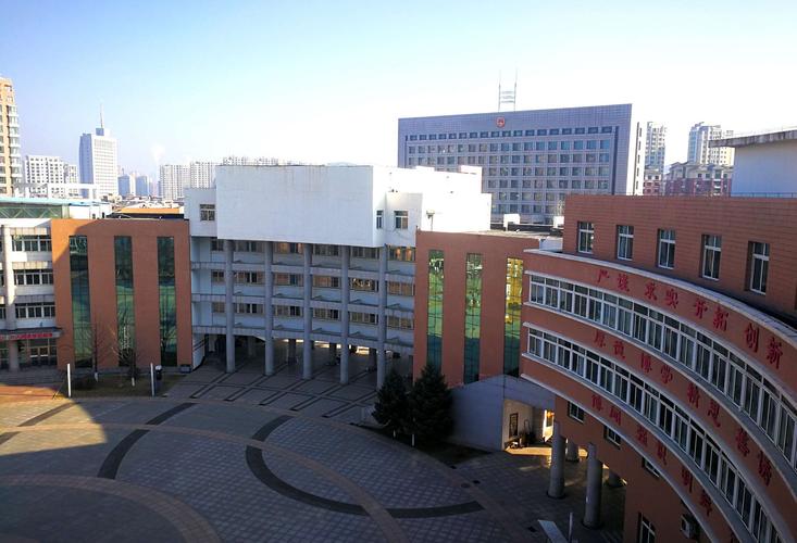 本溪市第一中学(大峪校区)