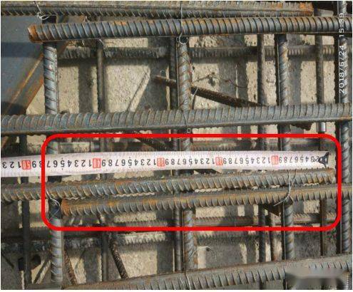 基础钢筋搭接长度不足
