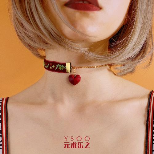 choker锁骨链复古爱心吊坠项圈显白原创个性暗黑颈带丝绒带刺绣