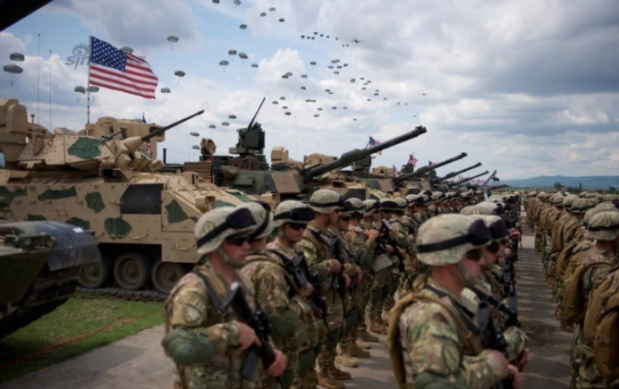 美国攻打伊拉克只是因为石油?不要再被骗了,这个比石油重要多了