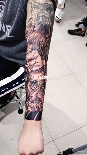 不动明王花臂小臂纹身_纹身_皮秒_祛斑_鲅鱼圈纹身_时尚_时尚其他
