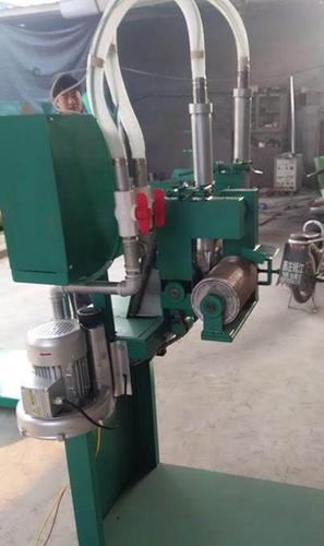 产商/产地:滨州 材质:pe纯原料 制品分类:塑料篷布 颜色:蓝白 ?