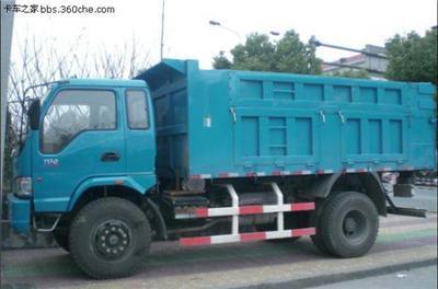 江淮鼎力自卸车总重量包括货箱重量吗?