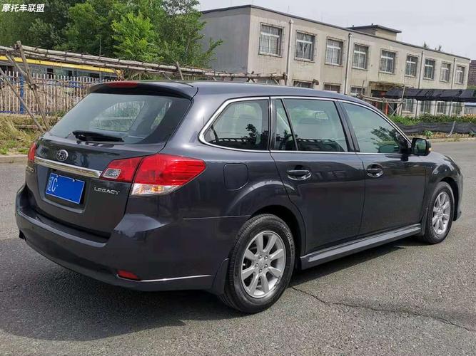 出售2010年斯巴鲁力狮wagon稀有产物极品车况