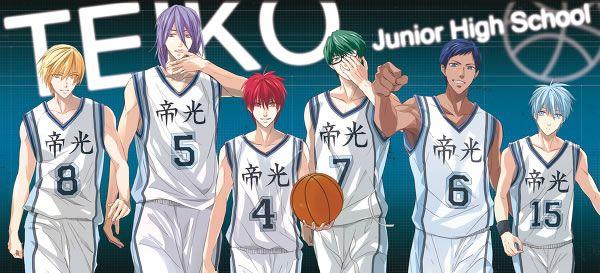 一群帅哥正在进军