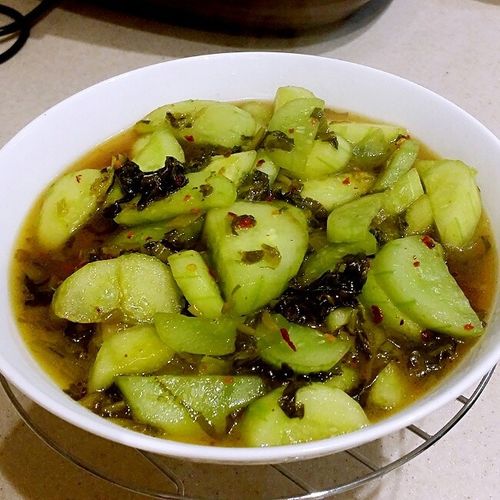 【雪菜炒黄瓜的做法步骤图,雪菜炒黄瓜怎么做好吃】