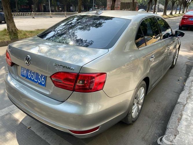 大众速腾2014款16l手动舒适型国Ⅳ