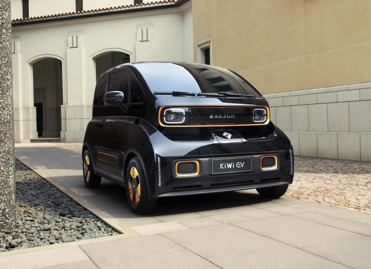 豪华版五菱宏光miniev来了续航305km