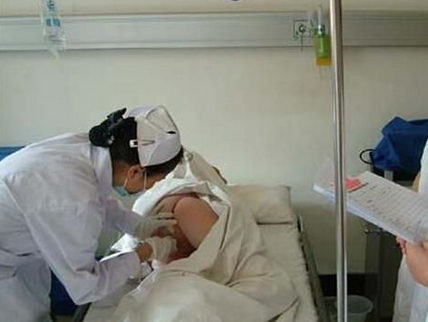 探索灌肠的好处和坏处 如何通过灌肠来减肥