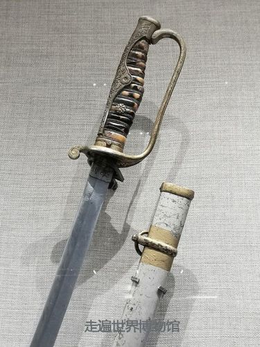 军事博物馆看展:中外各式军刀集锦,我三军仪仗队指挥刀太酷帅