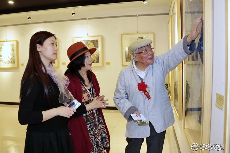 林凡先生参观指导本次画展