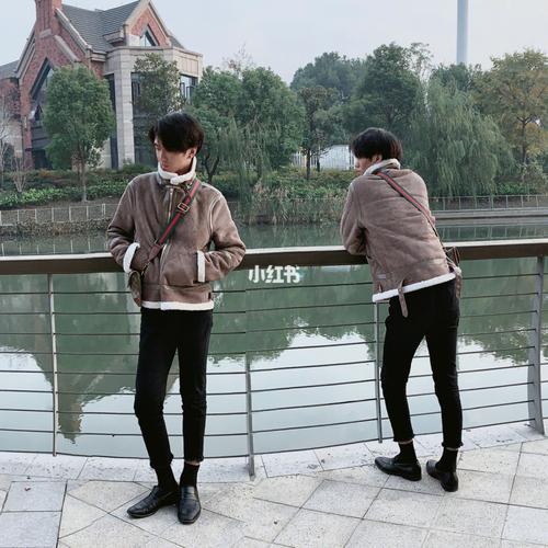 男生该怎么拍照71趁着天气好出门拍了点照片,很多男生都不知道到底