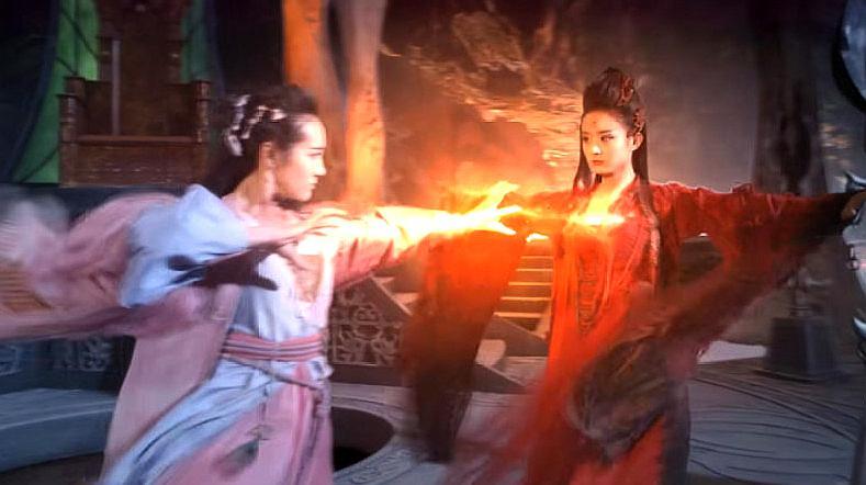 霓漫天想吸走洪荒之力,花千骨任由她吸,结果霓漫天被反噬而死