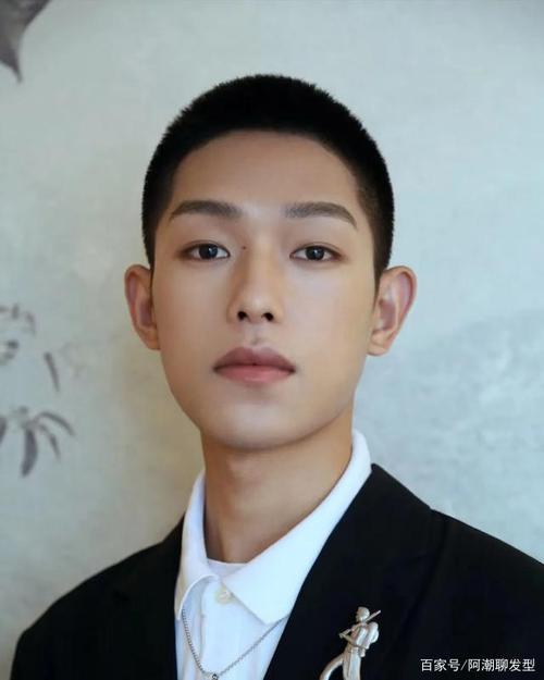 2,undercut清爽寸头