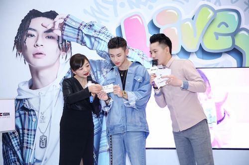 西班牙国民药妆品牌isdin怡思丁限量版防晒水成都全球首发 小鬼王琳凯