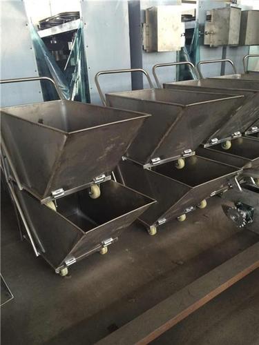 南京沃特屠宰机械(图),杀猪设备生产厂家,襄阳市杀猪设备图片 杀猪