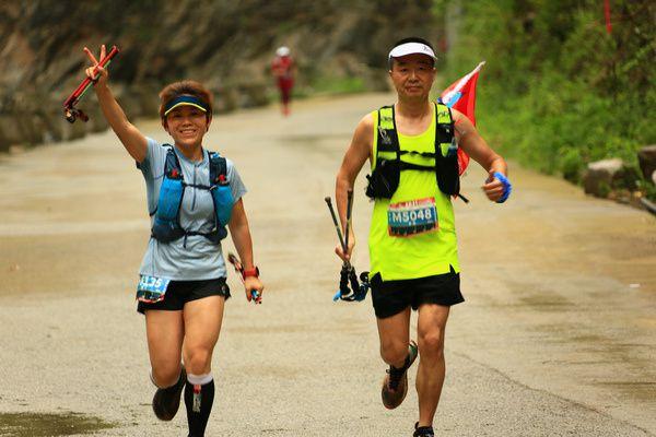 2021奔跑贵州山地跑系列赛暨桐梓新站越野赛激情开跑