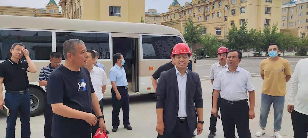 扎赉诺尔区委副书记,提名区长候选人徐惠德 实地调研重点项目建设及