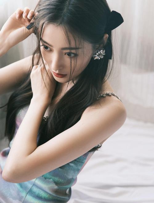 69  图片大全 69  张天爱幻彩浪漫迷人写真高清原图查看 高清显示