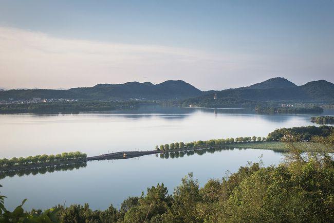 西湖有传奇杭州苏堤白堤杨公堤解密三段名人故事建议收藏