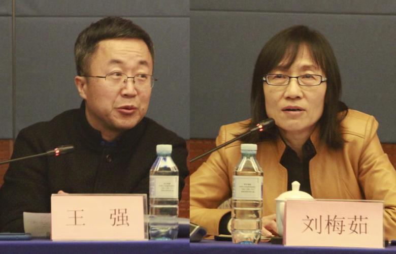 中央广播电视总台影视剧纪录片中心副召集人申积军在发言中提到:"