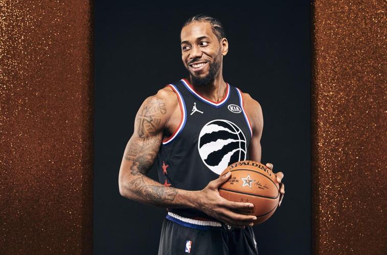 4k篮球明星nba马刺猛龙队科怀莱昂纳德全明星海报超高清壁纸