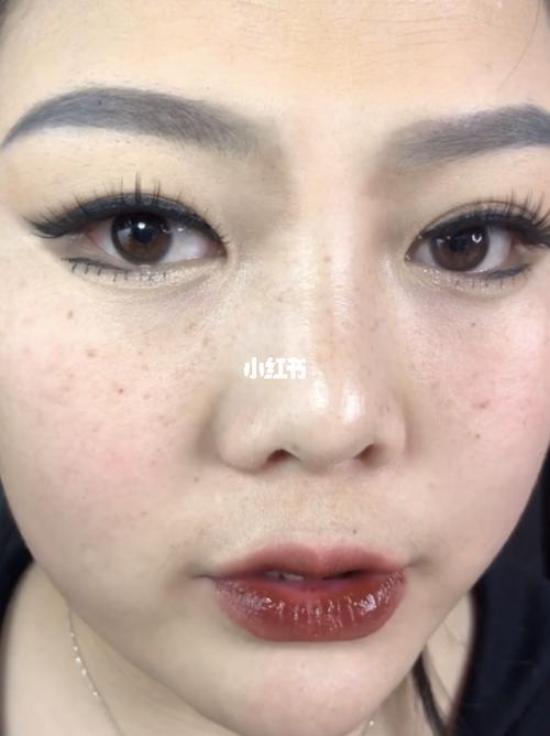 皮肤干脸上有斑点瑕疵怕啥,就用这款遮瑕粉底液,斑点 痘印 红血丝 黑