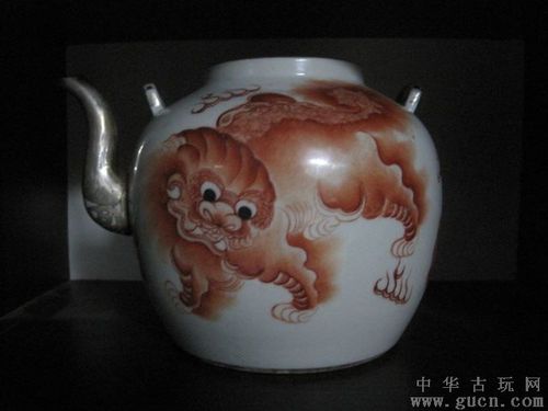 方家珍黄狮子大号壶