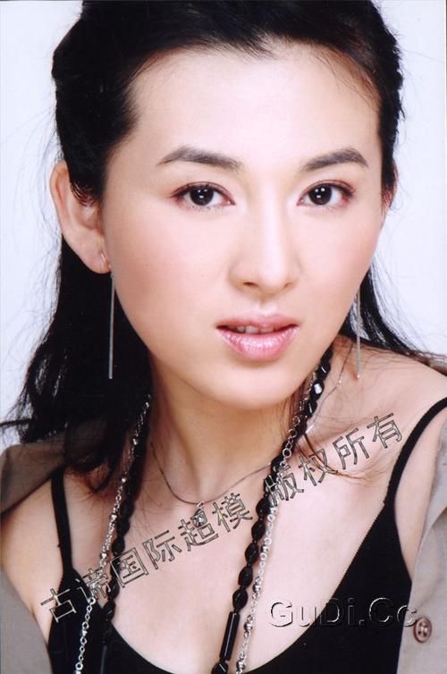 个人资料编辑本段回目录 姓名:杜敏赫 拼音:duminhe 生日:11-08 星座