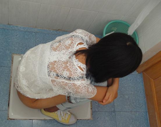 厦门大学偷拍女生照片曝光【组图】