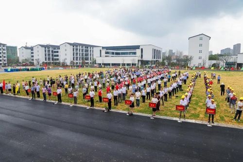 已招生480余人金华五中成美校区竣工了9月1日正式投入使用