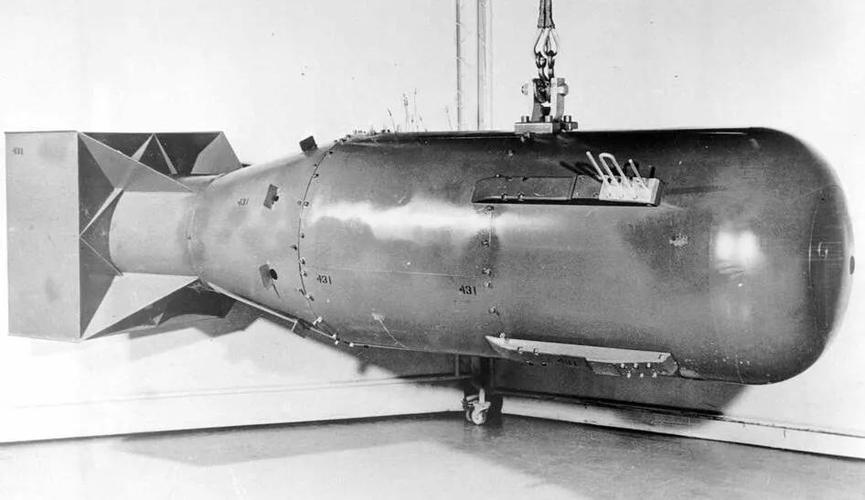 二战时期德国,日本和苏联都有原子弹计划,为何只有美国成功