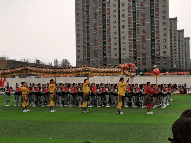 太原市第三十七中学校(南海中学东山校区)|乘"科技之风" 欣赏一场科技