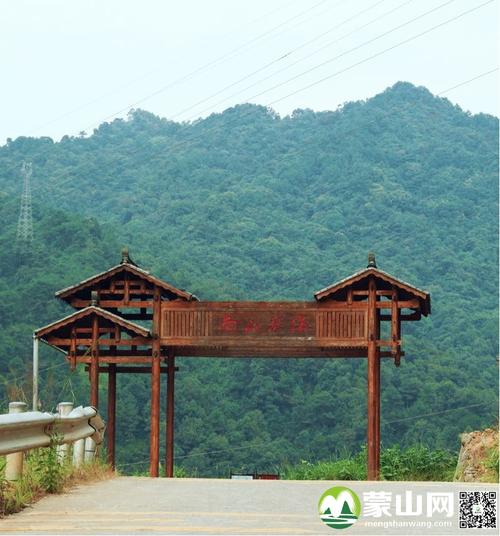 立即注册x  6d玻璃桥,位于昭平县南山茶海景区内,桥长208米,宽2米