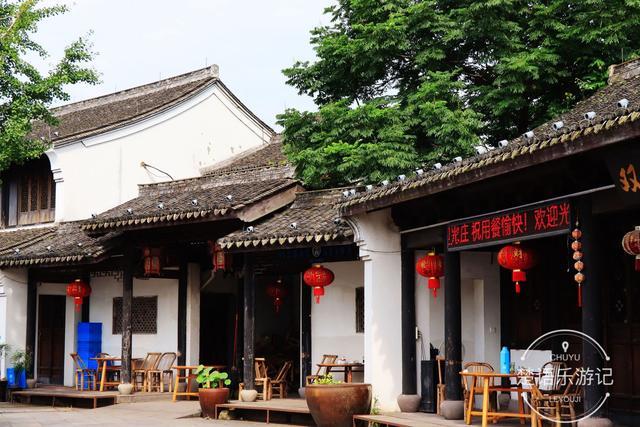 慈溪这个千年古镇为4a级风景区,历史悠久风景优美,成旅游热点