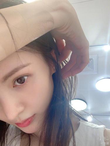 我i美貌晨晨子