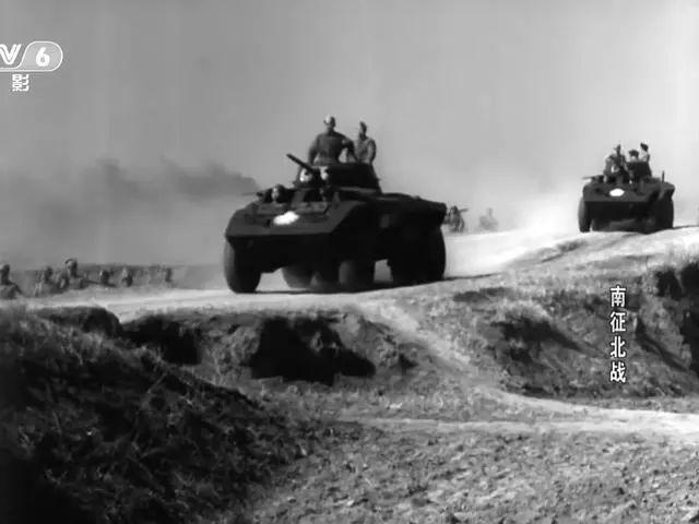 这是m8装甲车少有的在我国电影中亮相的镜头