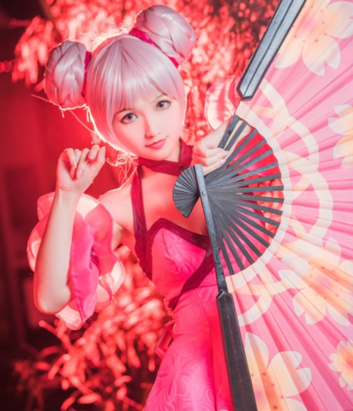cosplay:王者荣耀 小乔 双丸子头太可爱了