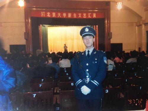 北大保安高考第一人计划成立民办大学:努力是最好的办法